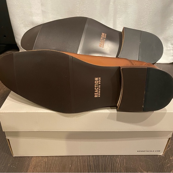 Men's Booker Faux-Leather Lace-Up Oxford Dress Shoes - Picture 5 of 6